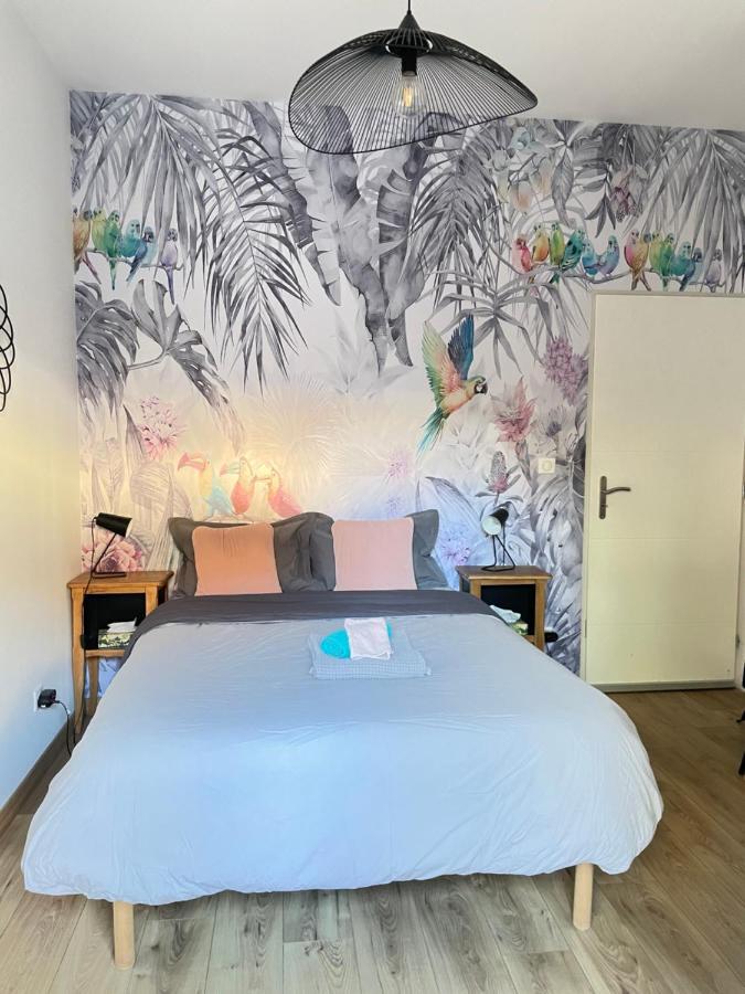 Chambre Tropicale Privee Au Coeur D'Un Village Calme Et Proche Du Vignoble Vinzelles Eksteriør billede